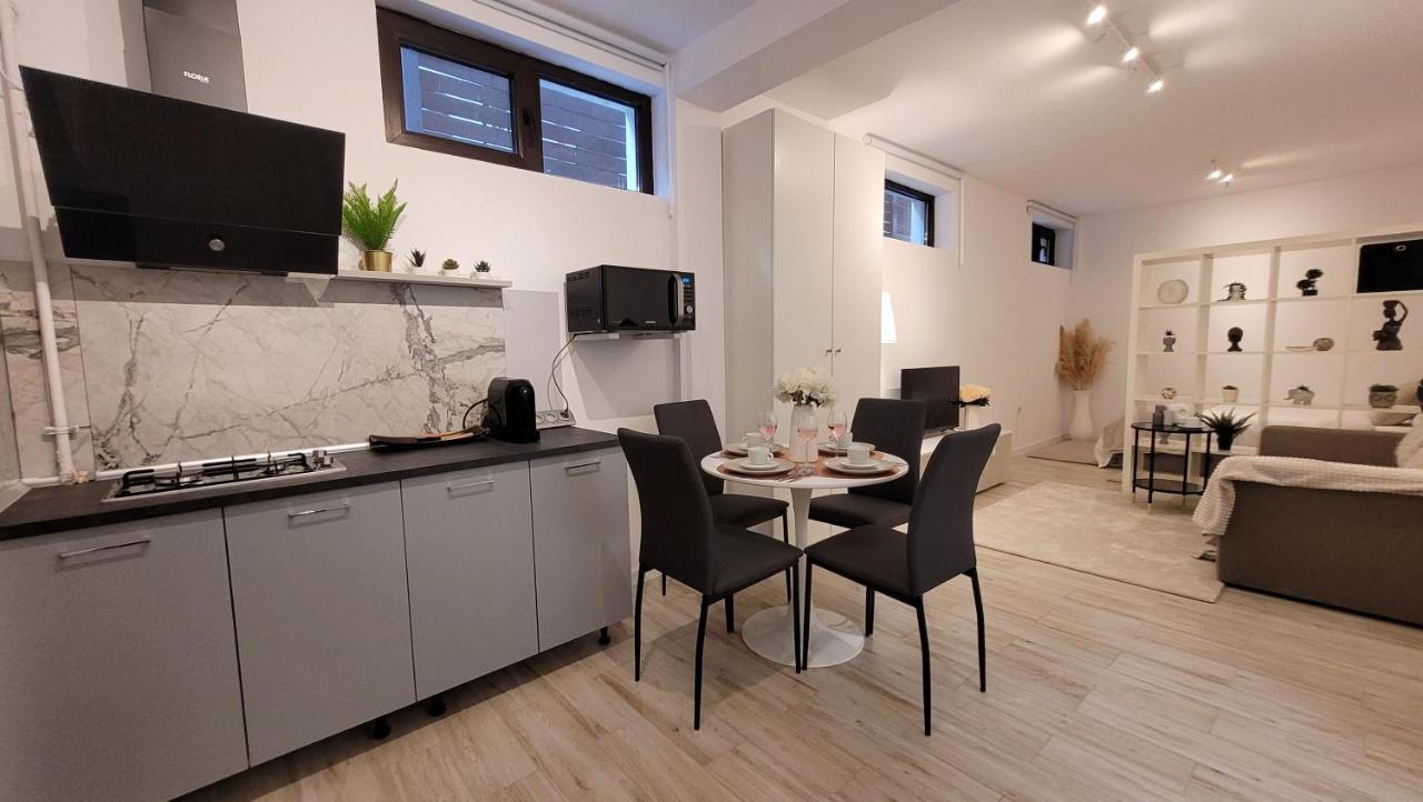 Luxury Mansion Apartment บูคาเรสต์ ภายนอก รูปภาพ
